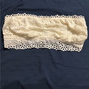 Aerie Lace Bandeau in Cream